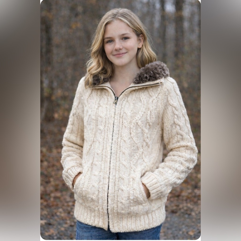 Say What? Women's Cream Cable Knit Sweater W/Fur Collar, Zip  SIZE SMALL